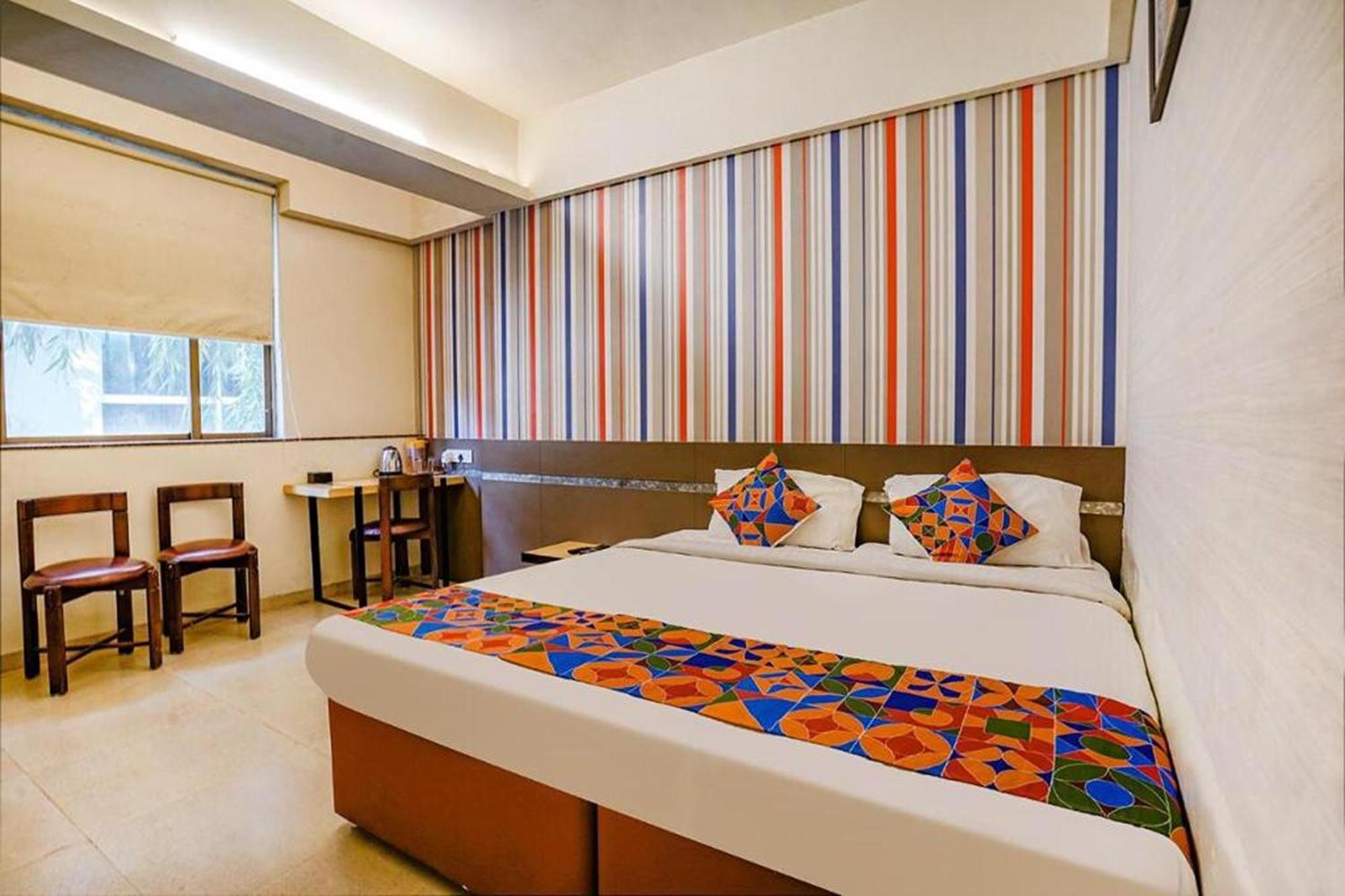 Hotel Gargi Deluxe Pune Luaran gambar